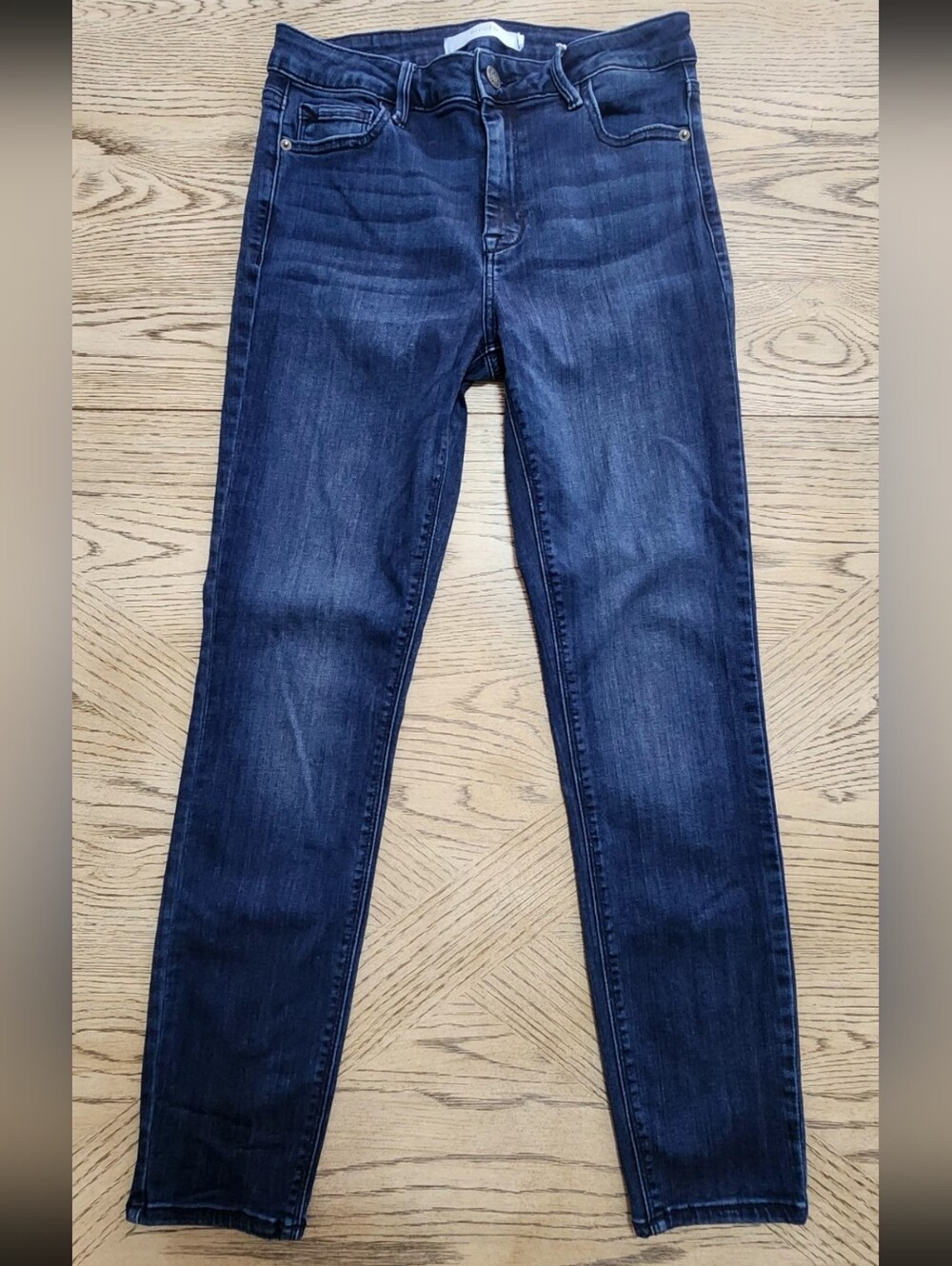Hidden Jeans Mid Rise Dark Wash Skinny Jeans Size 28